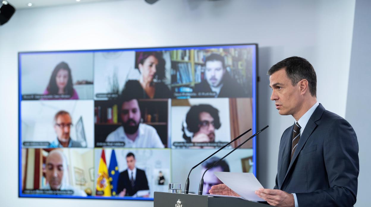 Pedro Sánchez, en una rueda de prensa telemática