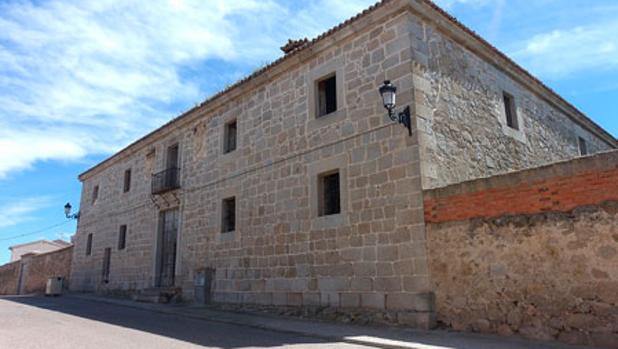 El antiguo Colegio de Gramáticos de Cuerva pasa a la Lista Roja del Patrimonio