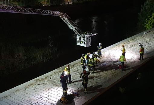 Los Bomberos tuvieron que intervenir para que fuera trasladada al hospital