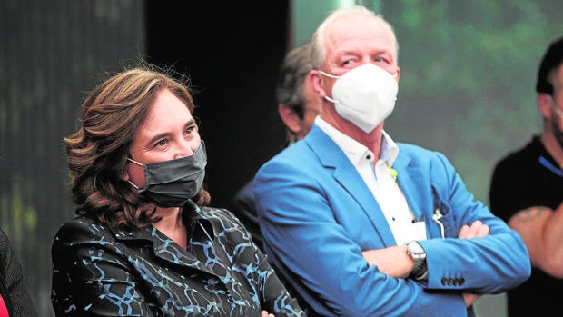 El fondo solidario de Colau contra la Covid-19 sólo atrae a 14 donantes