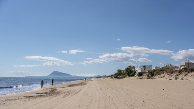 Coronavirus y nueva normalidad en Valencia en directo: Noche de San Juan sin hogueras en las playas