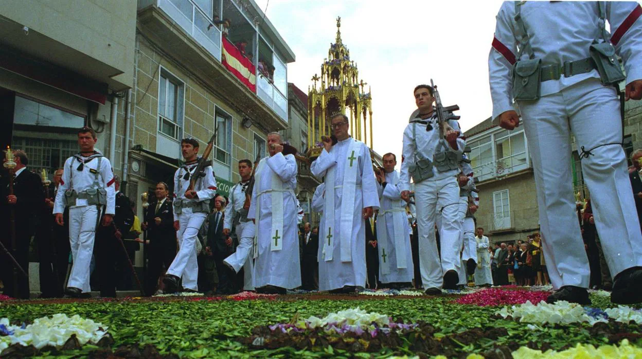 La procesión del Corpus Christi en Ponteareas en una imagen de archivo