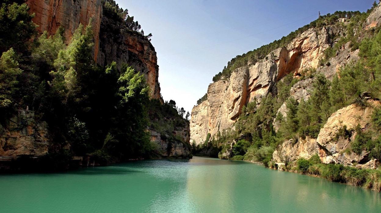 Imagen del río Mijares al paso por la localidad castellonense de Montanejos