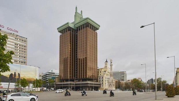 El Ayuntamiento de Madrid blinda la estructura de las Torres Colón, pero se podrá cambiar la fachada