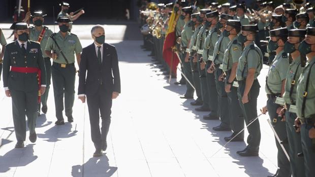 Detenidos un coronel y un teniente coronel de la Guardia Civil por amañar contratos de uniformes