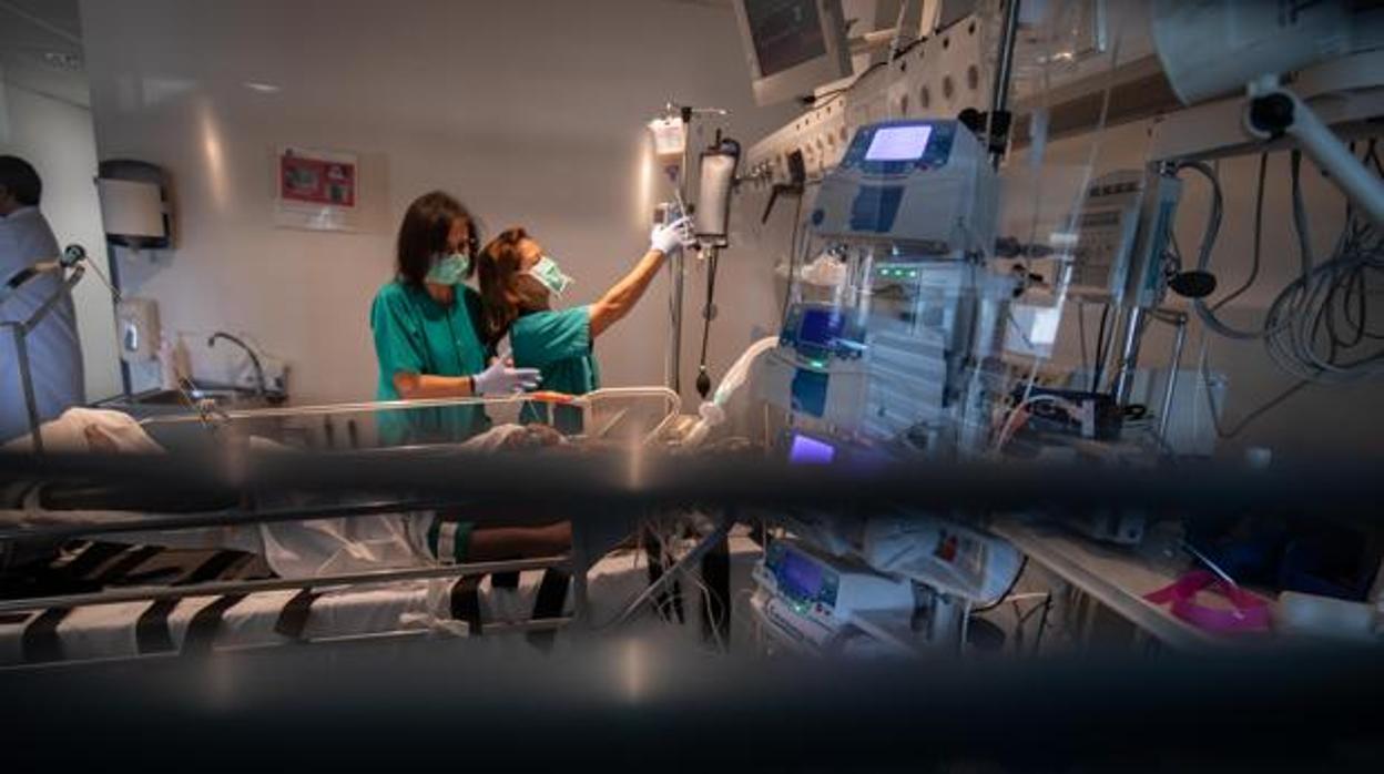 Enfermeras en una sala de hospital