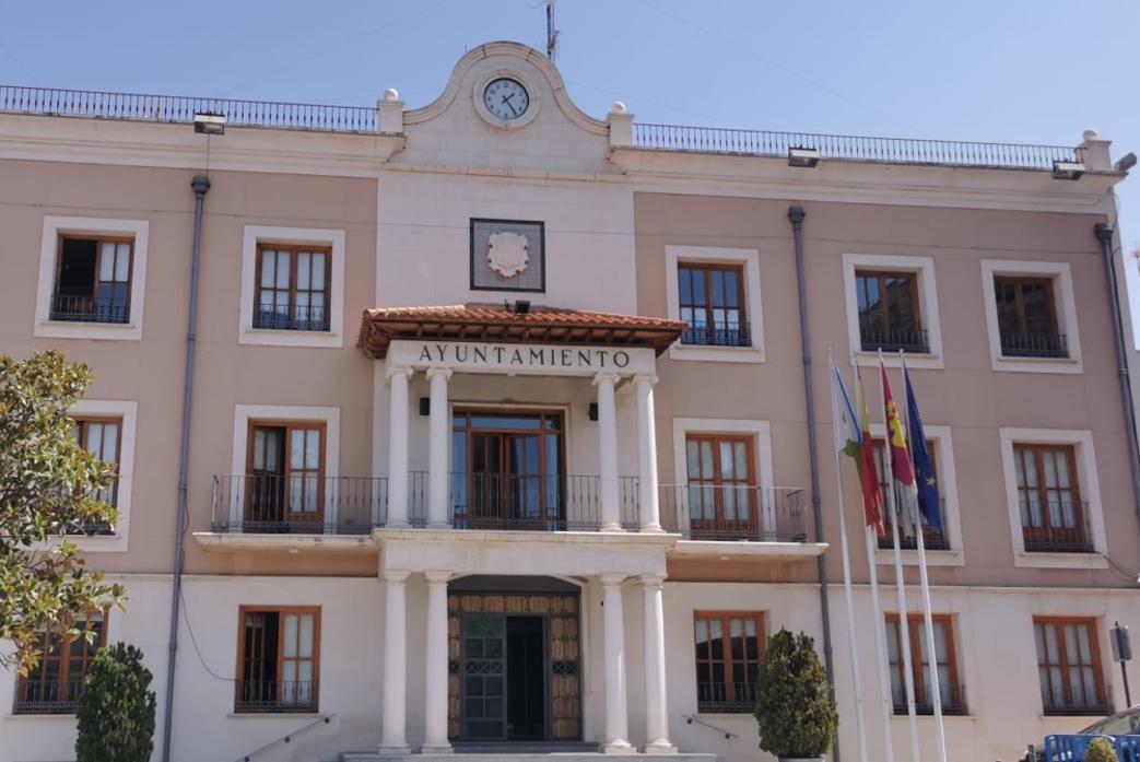 Ayuntamiento de Socuéllamos (Ciudad Real), donde ya ascienden a 14 los afectados en el brote de coronavirus