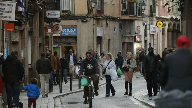 Detienen al acusado de degollar a su mujer en el Raval de Barcelona