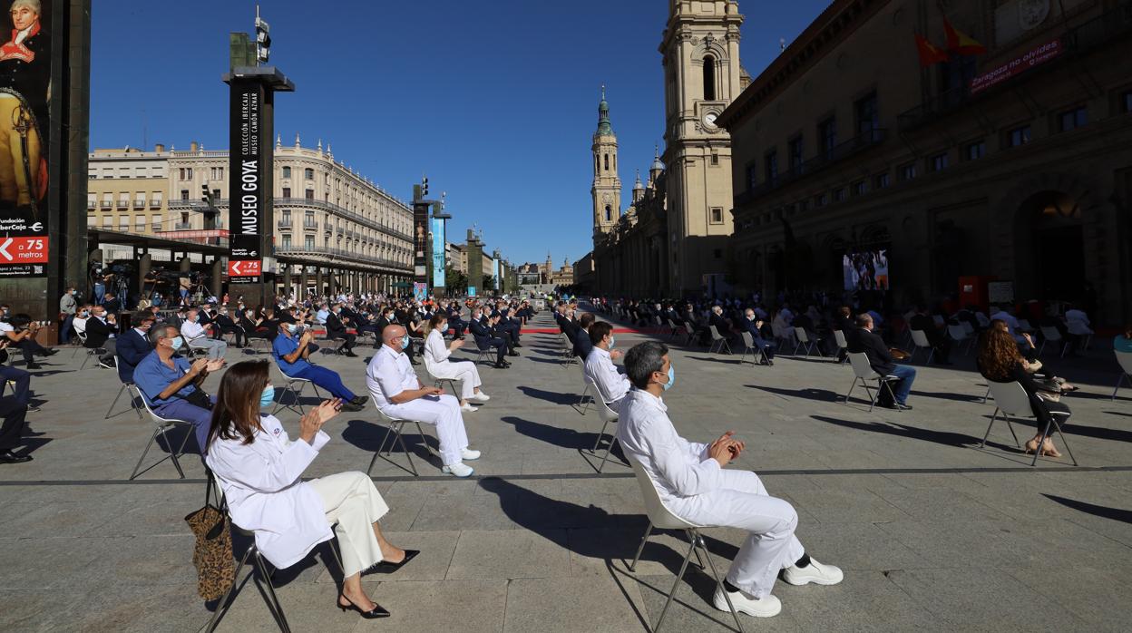 Imagen de la Plaza del Pilar en un homenaje a las víctimas del Covid que tuvo lugar hace unos días