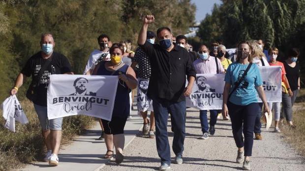 Junqueras vuelve a su pueblo tras salir de prisión