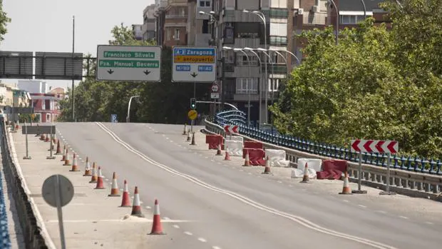 El tráfico entre Joaquín Costa y Avenida de América se cortará a partir de este lunes para derribar el puente
