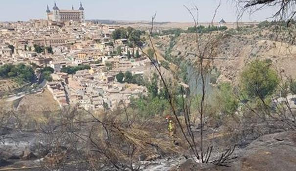 Extinguido un incendio en la zona del Valle, cerca del Parador de Toledo