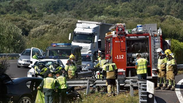 Muere en un accidente de moto en La Coruña mientras velaban a su hermano