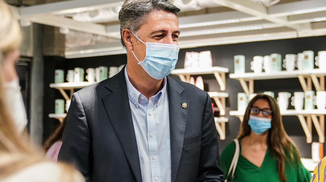 El alcalde de BAdalona, durante la pandemia