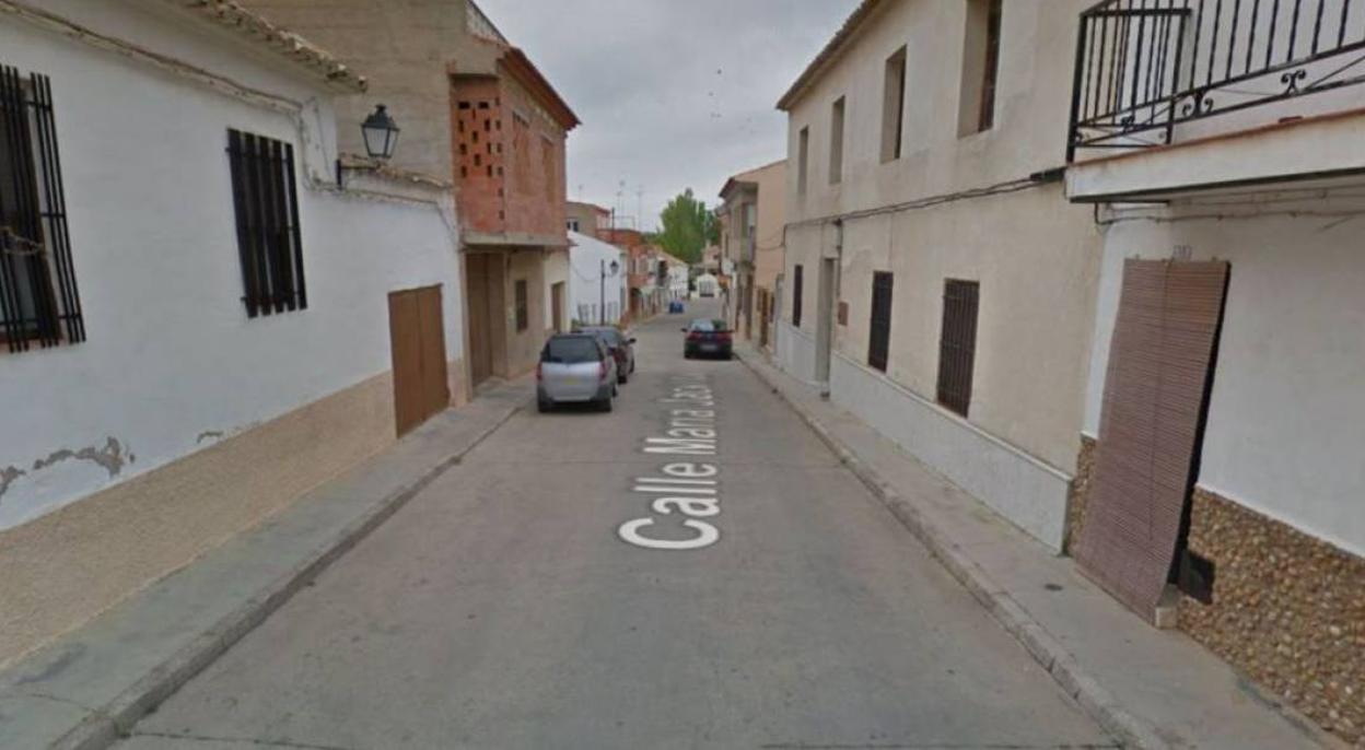 Calle María Jacinta en Casasimarro (Cuenca), donde se ha producido la deflagración