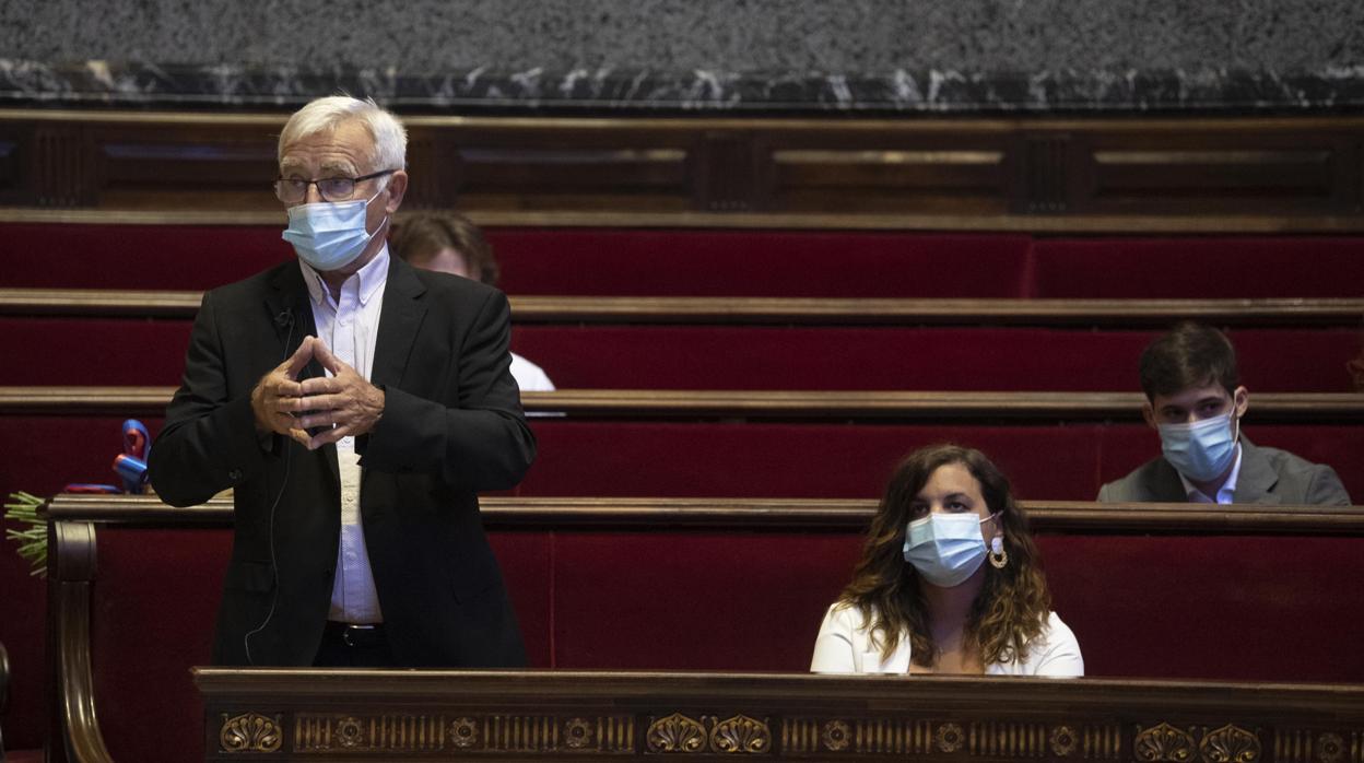 Imagen del alcalde de Valencia, Joan Ribó, este viernes en el Ayuntamiento de la capital