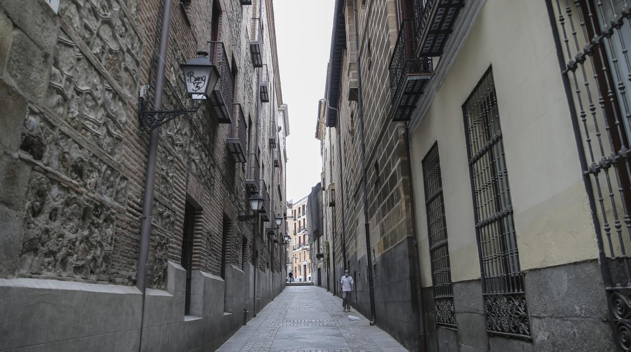 Las rutas discurrirán por el centro de la capital. En la imagen, la calle del Cordón