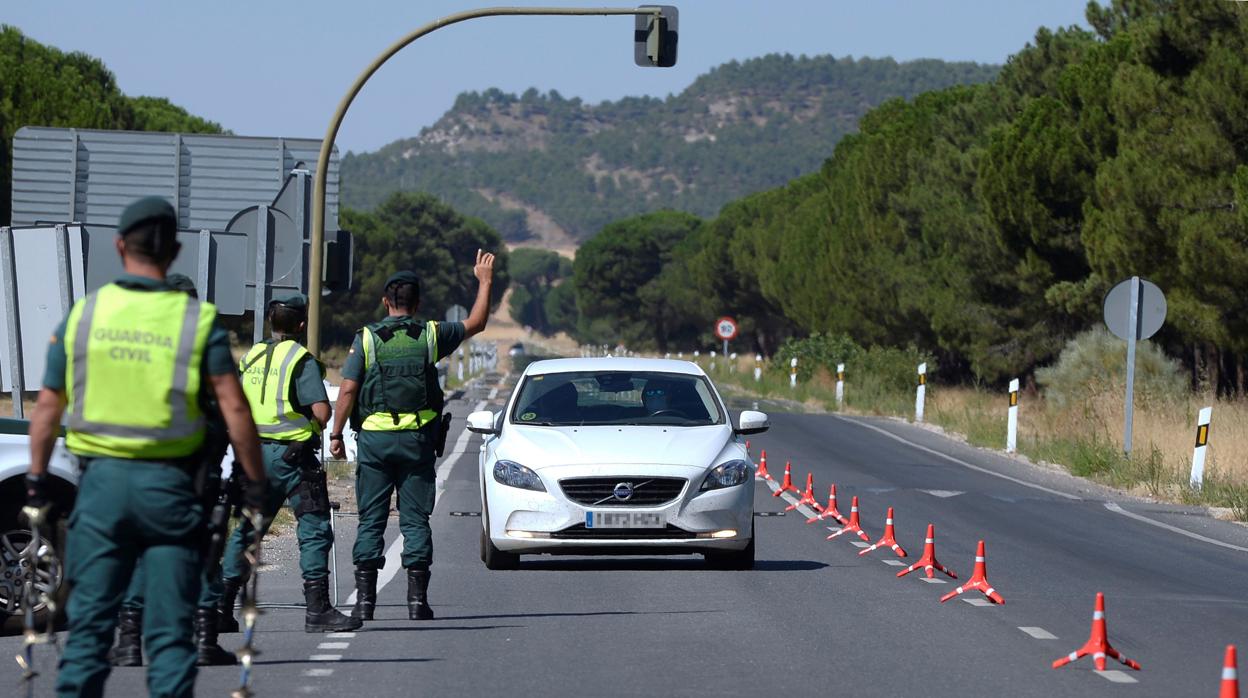 Controles a los accesos de las localidades vallisoletanas confiandas