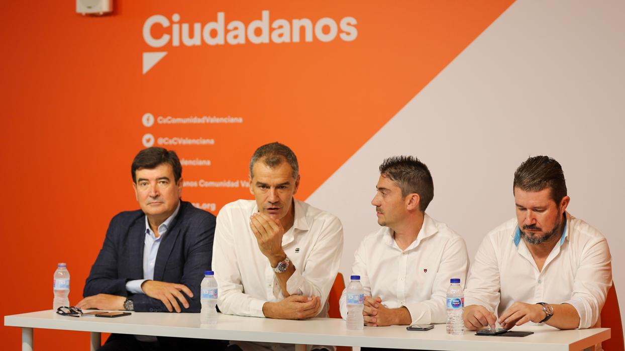 Toni Cantó, junto a Fernando Giner, Jesús Gimeno y Emilio Argüeso