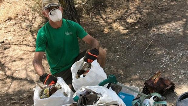 Las patrullas Covid de Geacam recogen 1.530 kilos de basura en Guadalajara