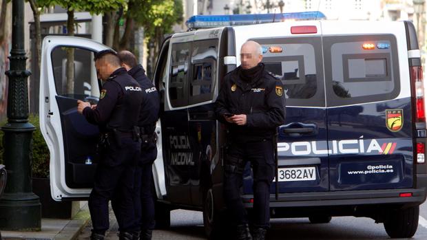 Detenido un hombre tras trepar por la ventana de la casa de su expareja para agredirla y amenazarla