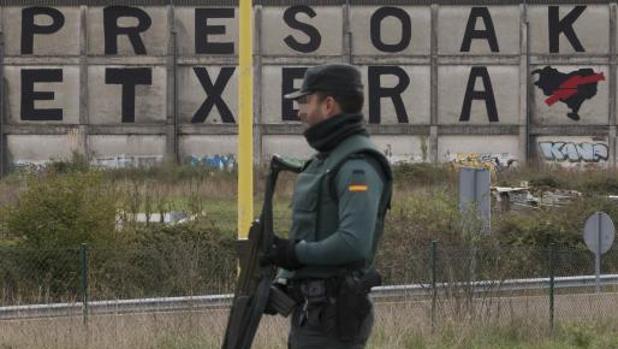 «Vosotros sois el virus»: Piden a Interior que frene el escarnio a la Guardia Civil