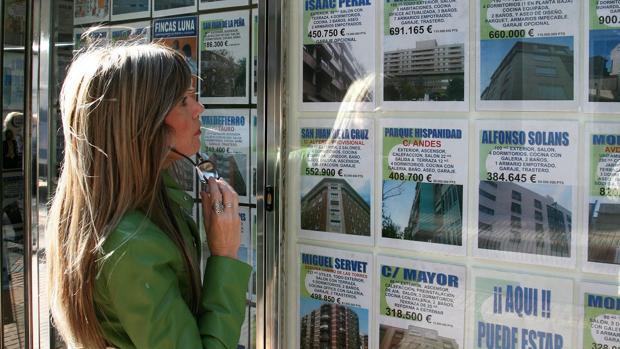 La vivienda se ha depreciado en Zaragoza un 1,5% en un año, pero el alquiler sigue disparado