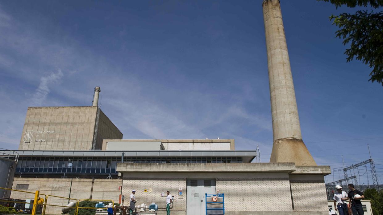 Exterior de la central nuclear de Garoña