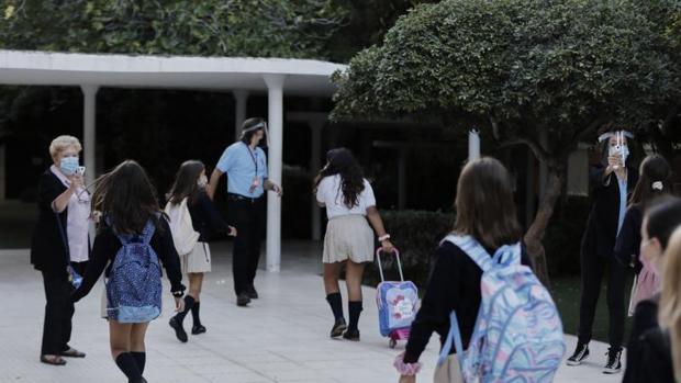 La vuelta a los colegios de Madrid empieza hoy con 1º, 2º y 3º de Primaria y el segundo ciclo de Infantil