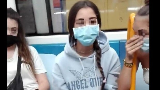 Detenidas dos de las menores que participaron en la agresión racista en el Metro de Madrid