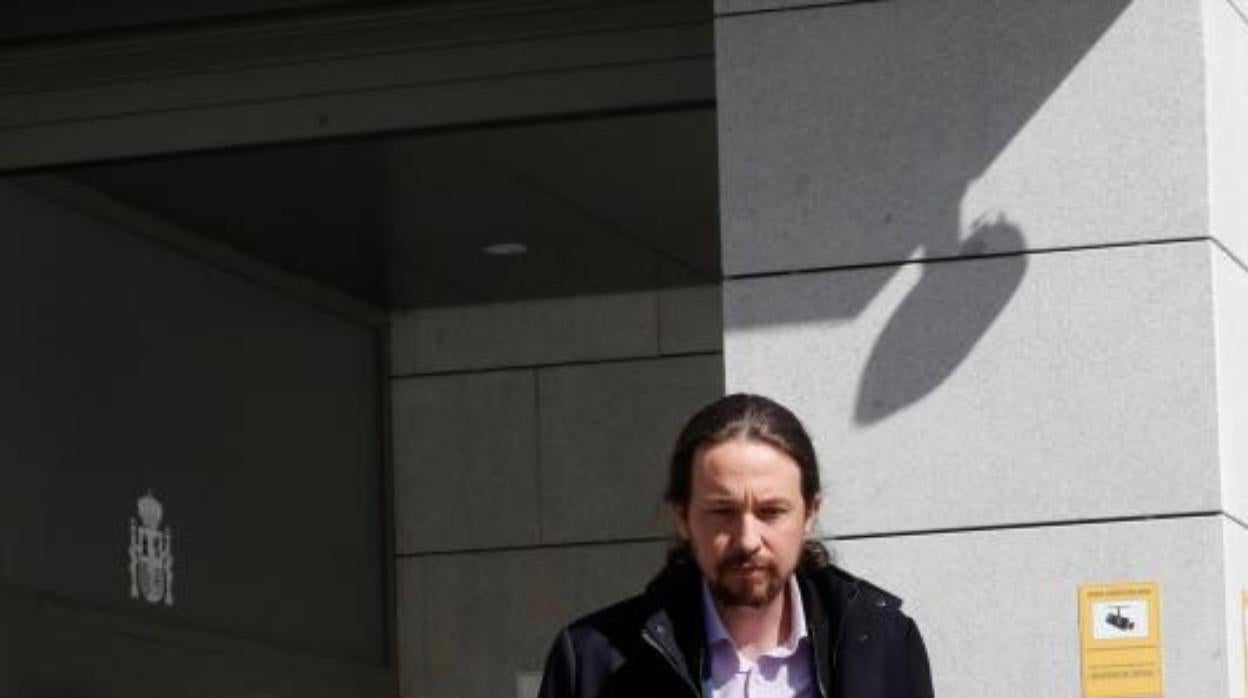 Pablo Iglesias ve «fraude de ley» en la entrada de Vox como acusación en el caso Dina