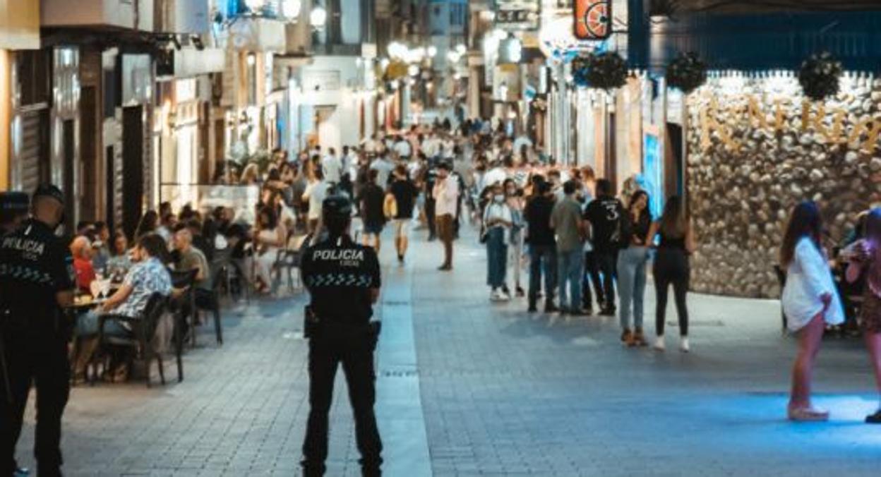 Una de las calles principales de Albacete durante los días de la «no feria»