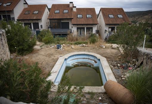 La piscina comunitaria de la urbanización de «El Príncipe»