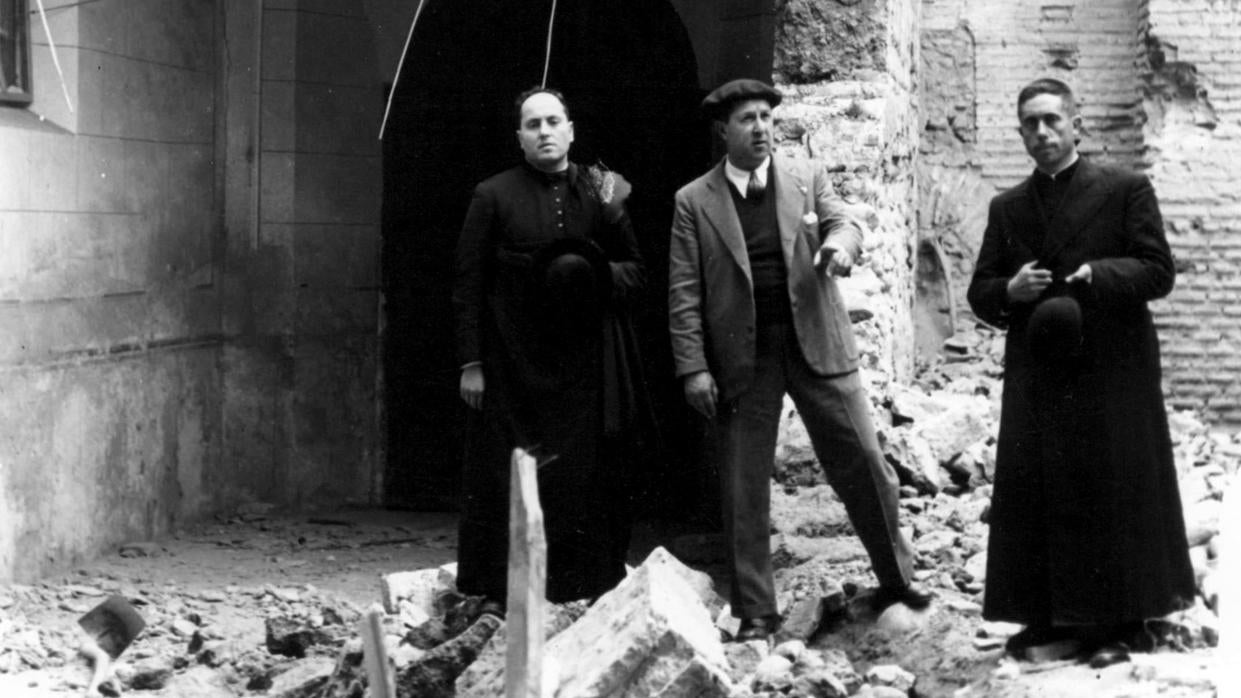 Imagen de una iglesia destrozada durante la persecución religiosa de 1936