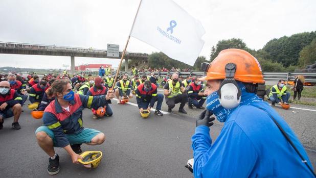 El Gobierno advierte a Alcoa que tomará soluciones «menos amistosas»