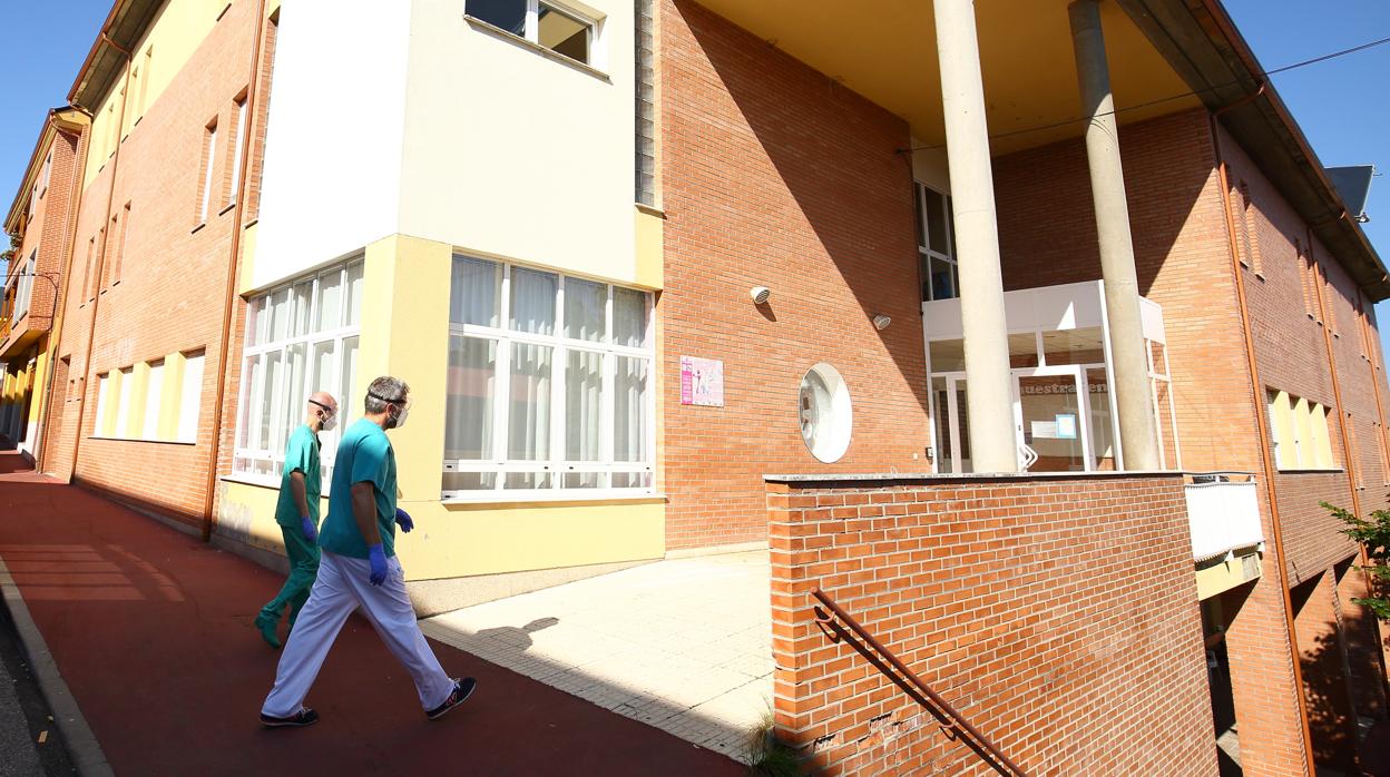 Casado reconoció que aún quedan algunas semanas de escalada de la curva de contagios