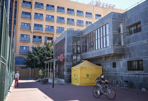 Imagen del campus de la UPV con el colegio mayor al fondo