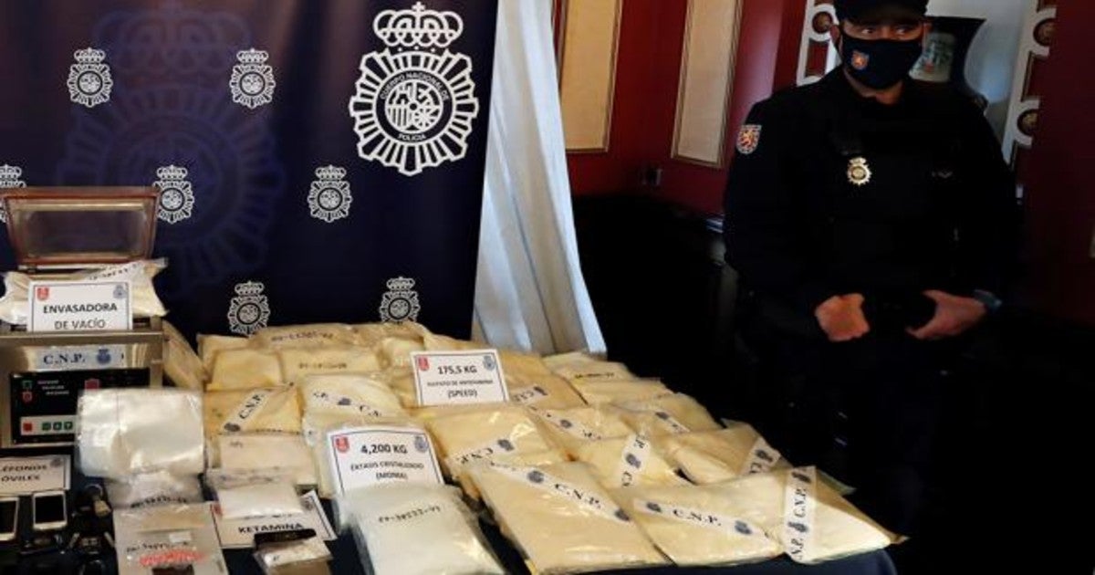 El alijo de droga expuesto en la Delegación del Gobierno en Navarra