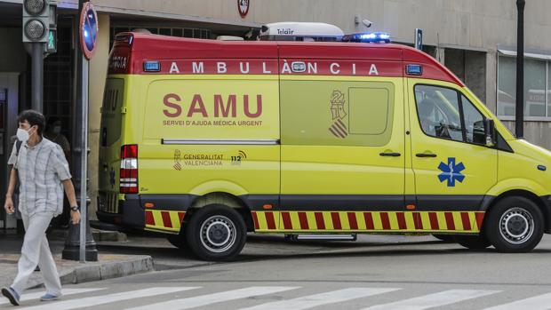 Muere un hombre atropellado en la AP-7 al salir de su coche tras sufrir un accidente