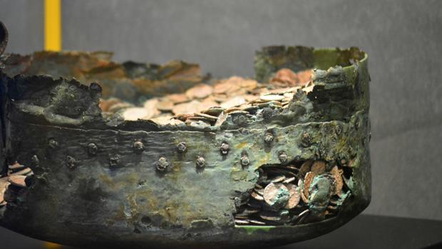 Once mil monedas romanas en una olla, principal reclamo del Museo de Palencia