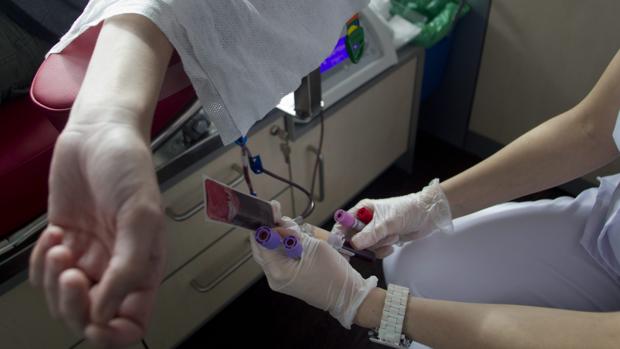 Madrid necesita donantes de sangre 0+, A+ y A- con urgencia