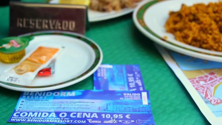 «Turismo libre en Benidorm»: así funcionan los vales de comida para cualquier consumición en 50 bares