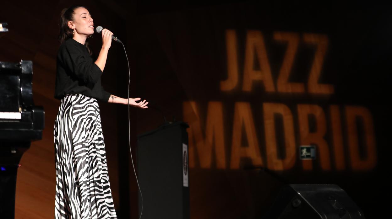 La cantante Miryam Latrece, durante la presentación de JazzMadrid20