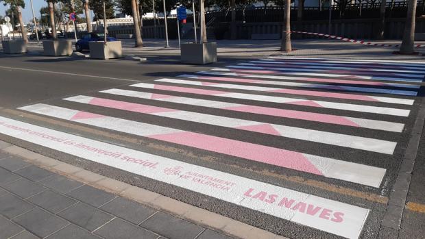 Una marquesina que limpia el aire y paradas de tranvía con sensores: innovación frente al coronavirus en Valencia