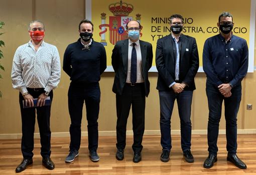 Representantes profesionales de Benidorm en el Ministerio, este miércoles