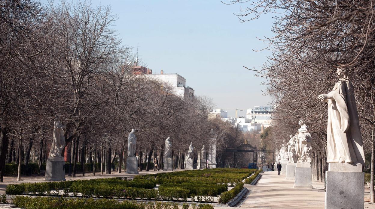 Paseo de las Estatuas en el Parque del Retiro