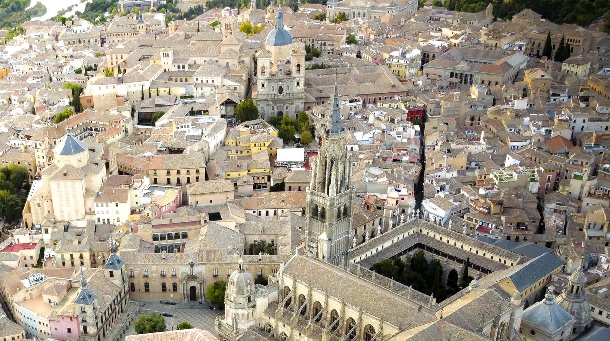 La catedral primada desde el aire