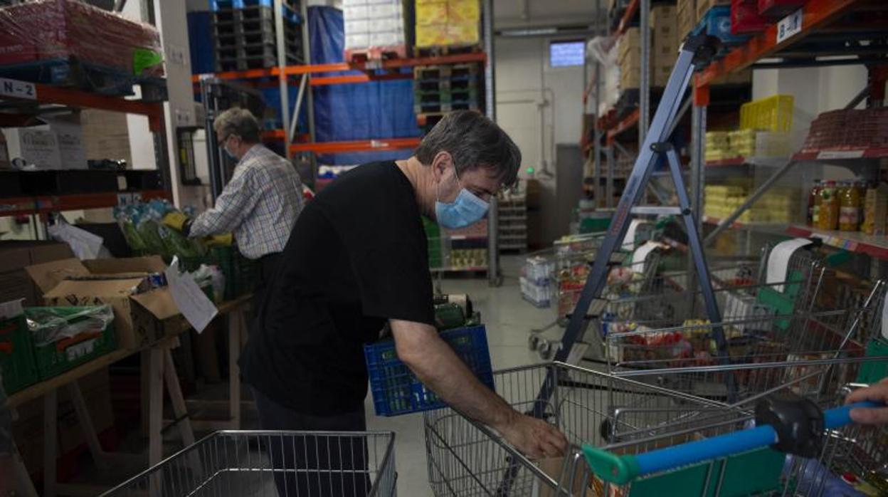 Recogida solidaria de alimentos, en una imagen de archivo