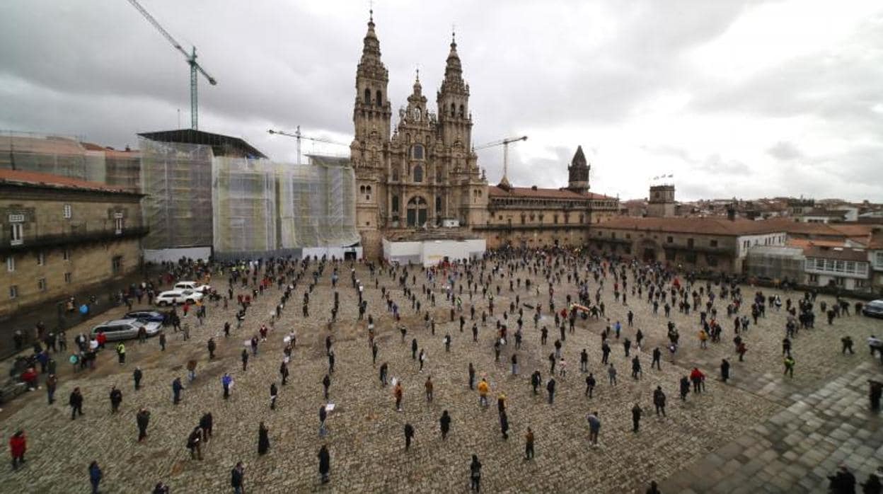 Manifestación de la hostelería contra las restricciones por el Covid en Santiago