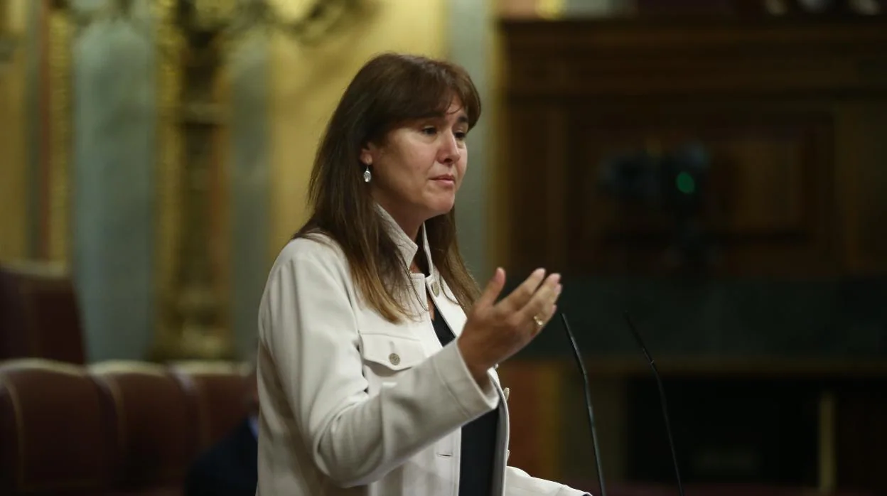 La portavoz de Junts per Catalunya anuncia la abstención de los suyos